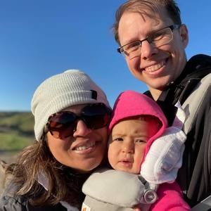 Meet your Posher, Dinika